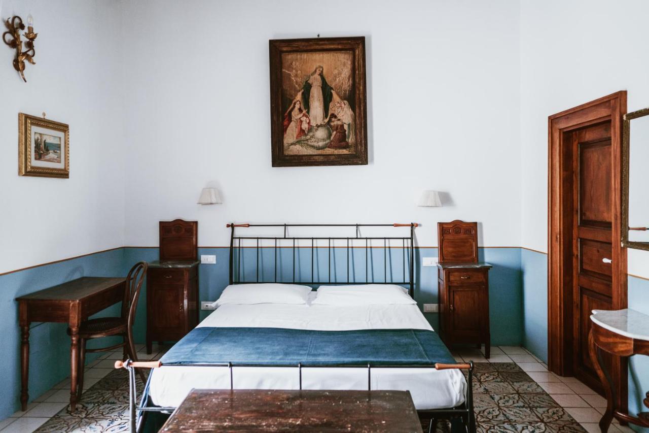 Boutique Hotel I Cinque Balconi Santa Marina Salina Exterior photo